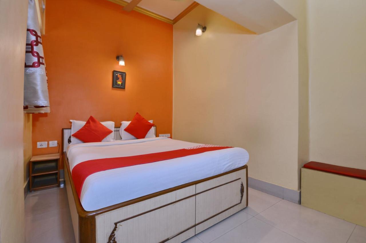 Oyo 3436 Shree Utsav Palace Guest House コルカタ エクステリア 写真