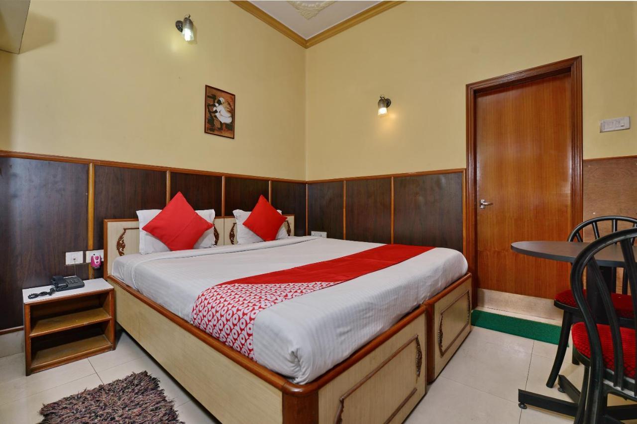 Oyo 3436 Shree Utsav Palace Guest House コルカタ エクステリア 写真