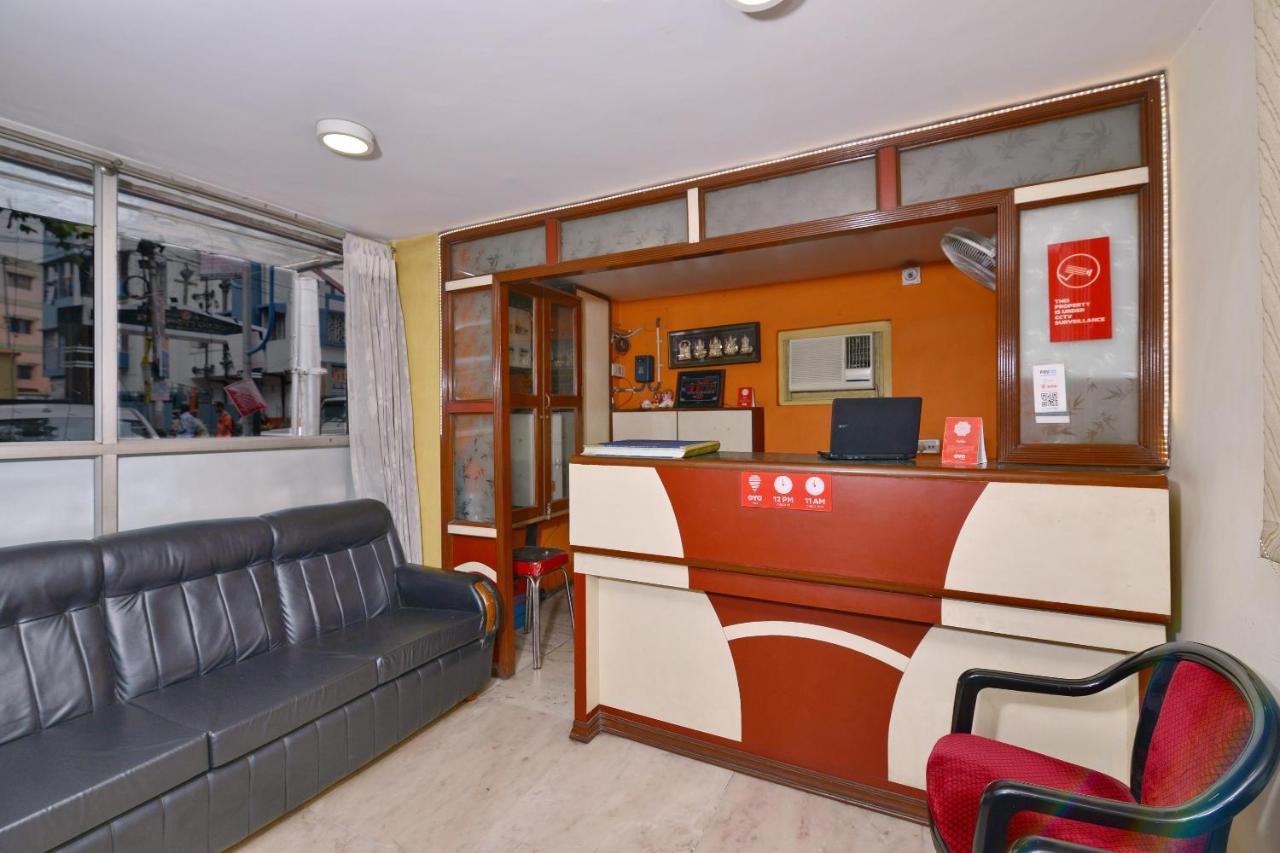 Oyo 3436 Shree Utsav Palace Guest House コルカタ エクステリア 写真