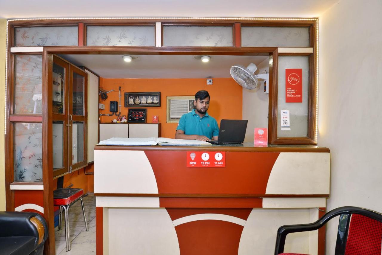 Oyo 3436 Shree Utsav Palace Guest House コルカタ エクステリア 写真