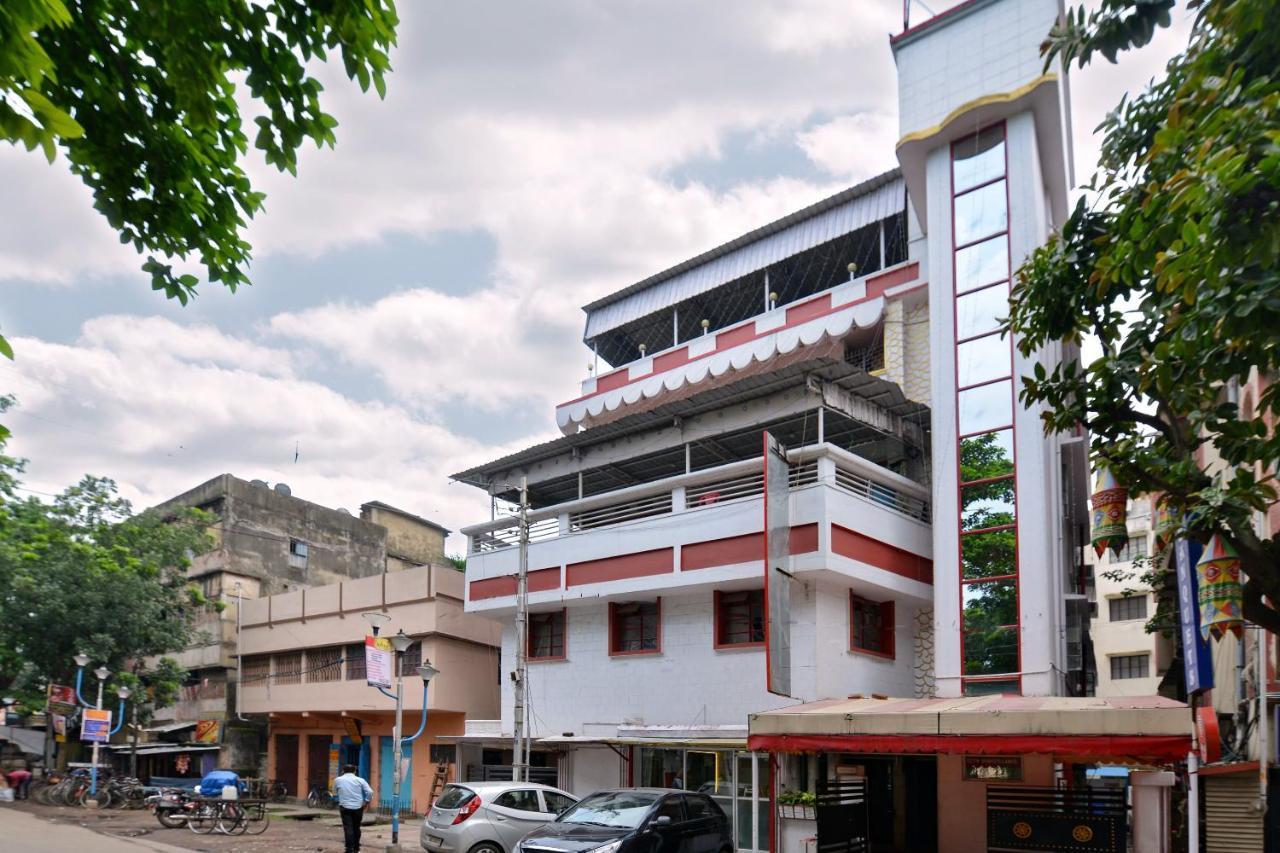 Oyo 3436 Shree Utsav Palace Guest House コルカタ エクステリア 写真