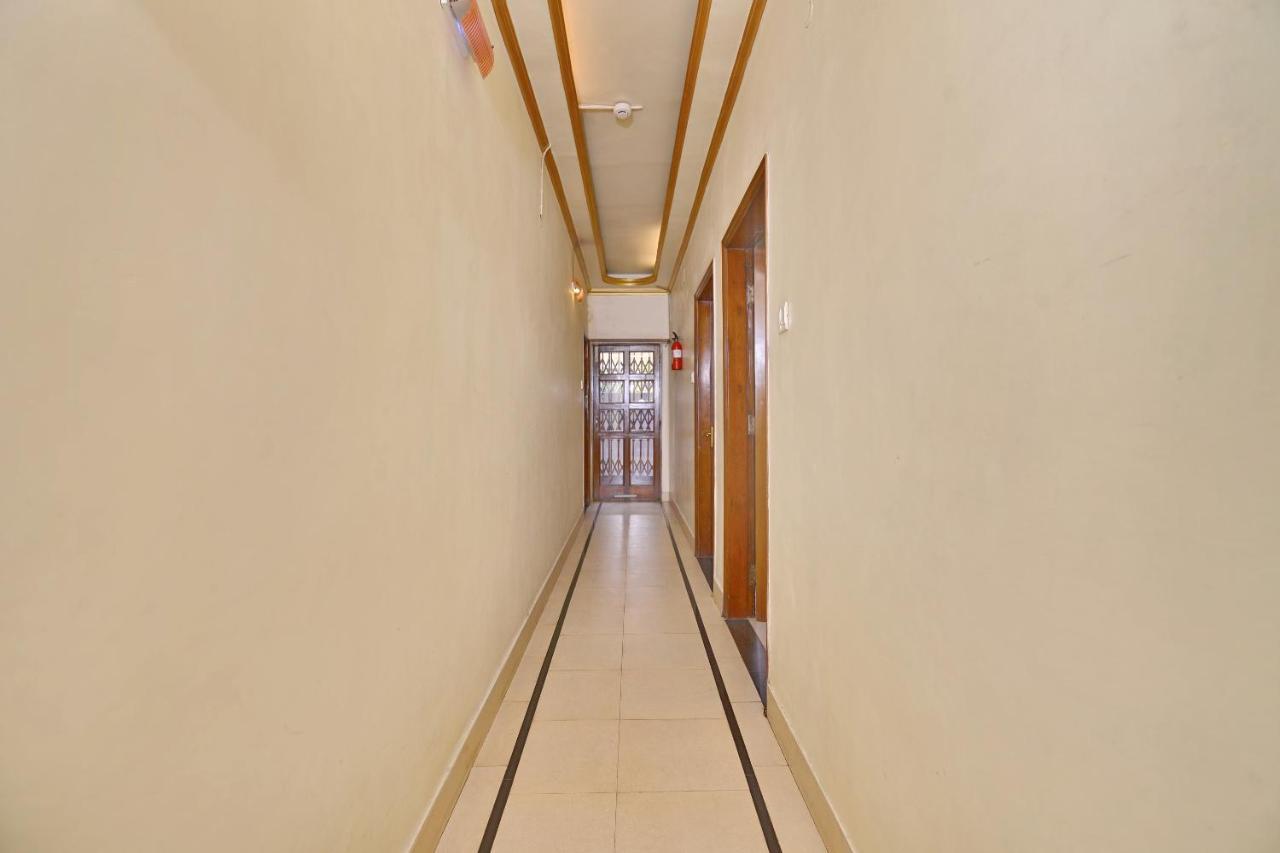 Oyo 3436 Shree Utsav Palace Guest House コルカタ エクステリア 写真